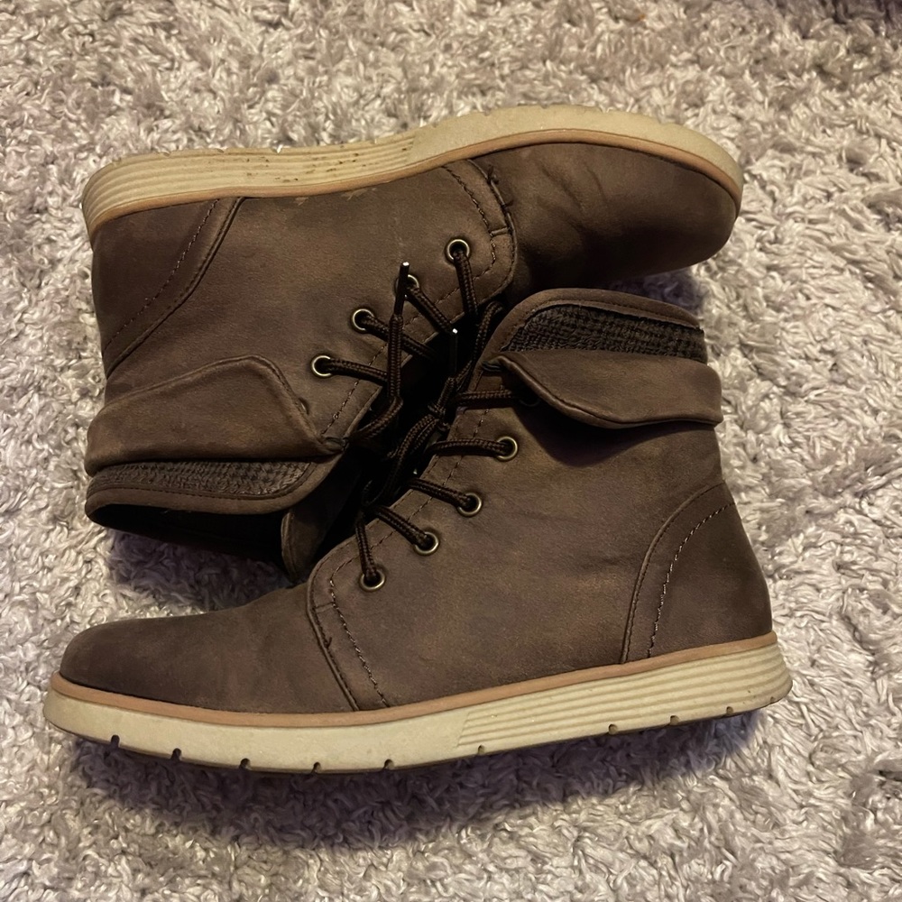 Cliffs Lace-up ankle boots